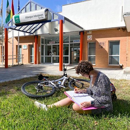 Albergue Inturjoven Sevilla Luaran gambar